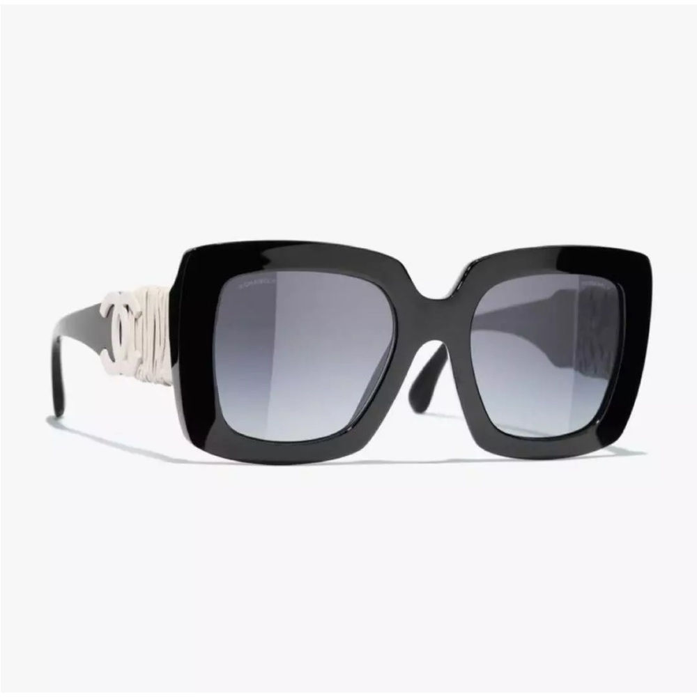 UEC CHANEL Black Square Oversized Sunglasses with Silver-Accent Temples